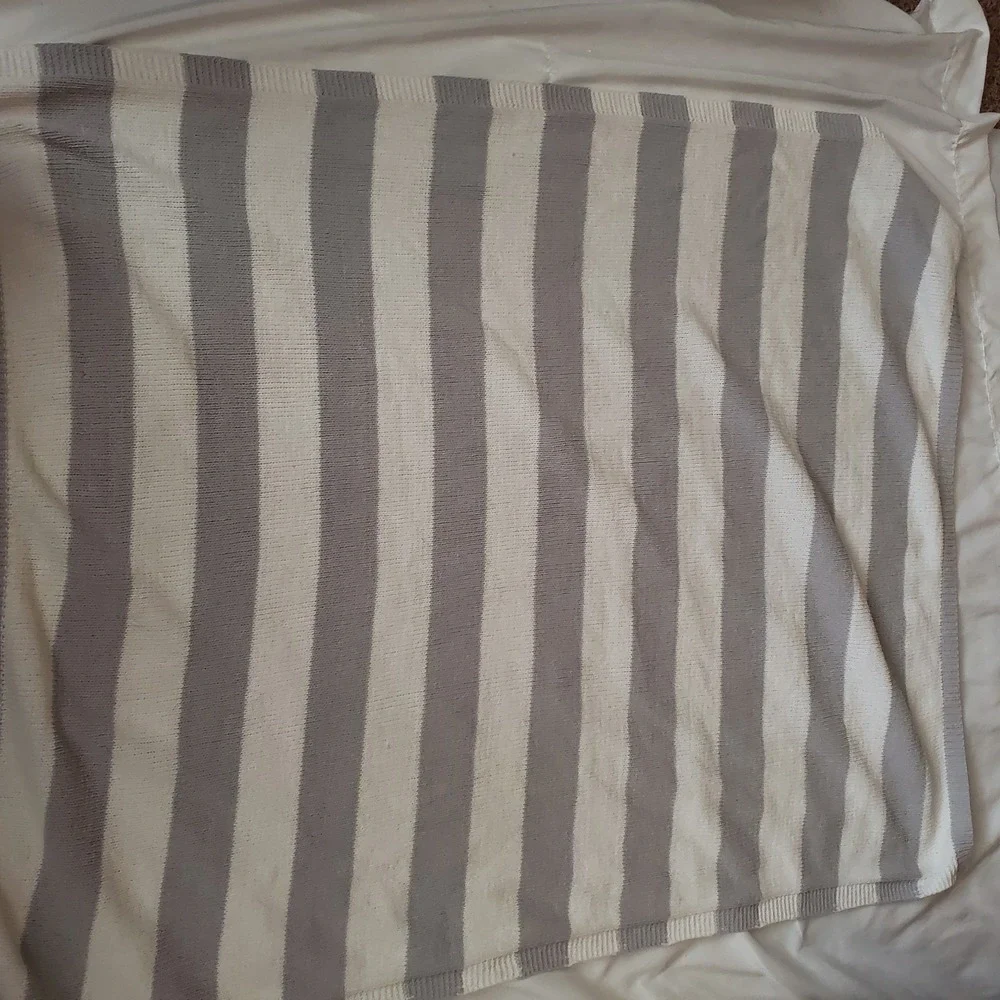 HARPER CANYON Knit baby blanket lovey Grey white striped‎